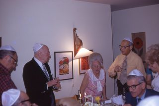 66 023. Philip E. Rosenberg slides - Seder - Mort, Anna, Sam