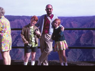 173 028. Philip E. Rosenberg slides - Hawaii + Adam, Philip, Betsy