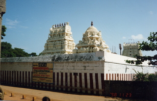 Satish-Geeta wedding in Madras, India - temples in Mahabalipuram