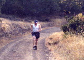 120 431. Adam running in the California hills (zoom in)