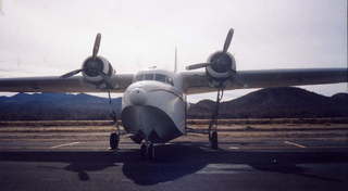 Twin-engine flying boat 3