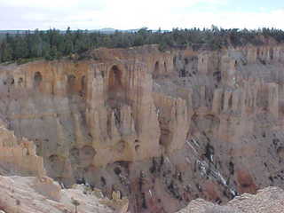 Bryce Canyon, Bryce Point, not quite caves 2 (A)