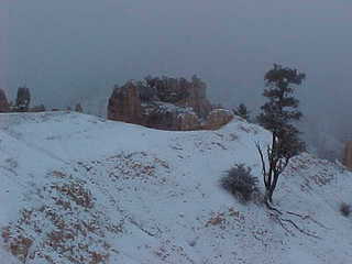 Bryce Canyon snow and rocks