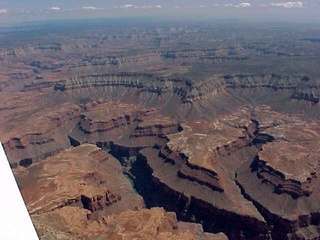 76 527. Grand Canyon 32 -- aerial