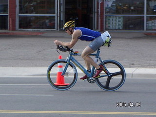 Arizona Ironman cyclists