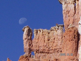 Bryce Canyon -- Peek-a-boo Loop with the moon