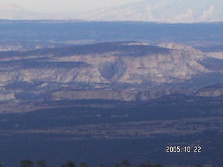 Bryce Canyon -- Bristlecone Loop Trail -- far view up close