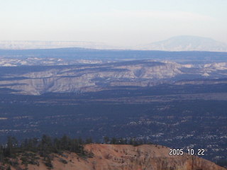 Bryce Canyon -- Bristlecone Loop / Yovimpa Point / Under the Rim Trail sign