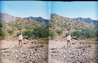 stereo-3D L+R parallel-eye Loreo -- Lost Dog Wash trail