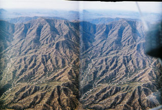 stereo-3D L+R parallel-eye Loreo -- autogyro at San Manuel Airport (E77)