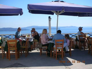 2006 eclipse trip -- Santorini shopping stop