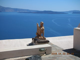 2006 eclipse trip -- Santorini shopping stop -- statue