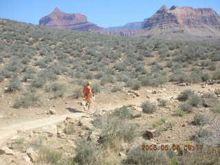 302 5t8. trail to Plateau Point -- Adam running