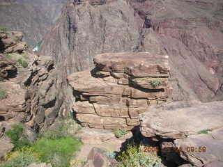 Plateau Point -- interesting rocks