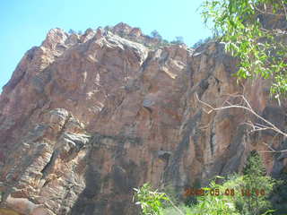 view from Bright Angel trail -- 3 mile resthouse sign