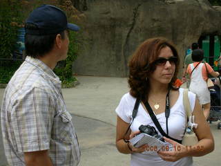 Philadelphia Zoo -- Ivan, Jennifer