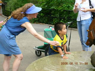 Philadelphia Zoo -- Betsy, Gaby