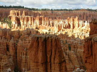 Bryce Canyon -- Peek-a-boo loop