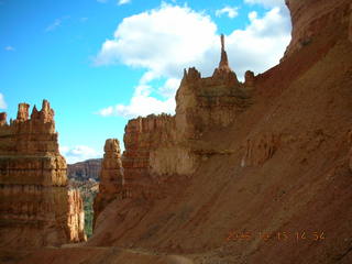 Bryce Canyon -- Peek-a-boo loop