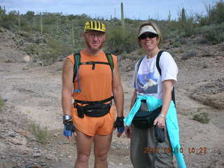 489 62a. Cave Creek hike -- Adam and Beth