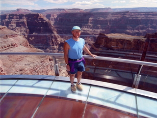 5 653. Skywalk at Grand Canyon West - Adam