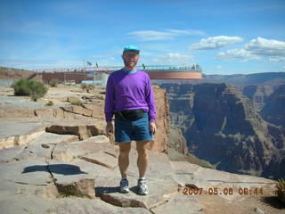 9 656. Adam and Skywalk at Grand Canyon West