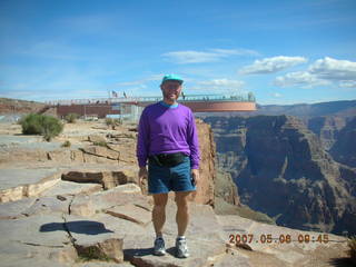 10 656. Adam and Skywalk at Grand Canyon West