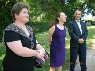 Gloria's unveiling - Beth, Betsy, Ivan