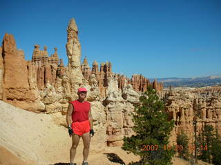 Bryce Canyon - Peek-a-boo loop - Adam