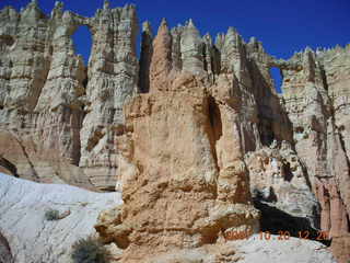 Bryce Canyon - Peek-a-boo loop- Adam
