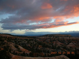 Bryce Canyon - Sunrise point at dawn - red clouds