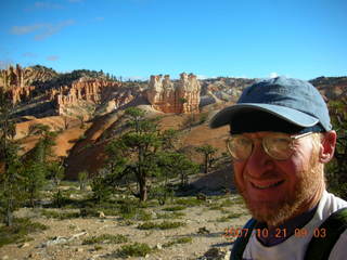 Bryce Canyon - Peek-a-boo loop - Adam (small)