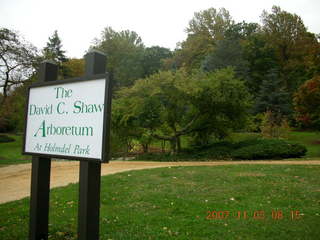 Holmdel Park - foliage - Arboretum sign