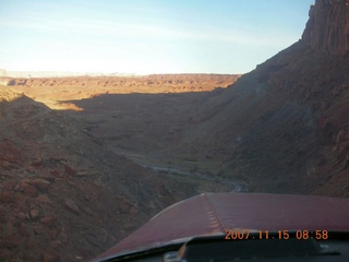 117 6bf. Flying with LaVar Wells - approach canyon to Hidden Splendor (WPT660) - aerial