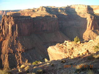 27 6bg. Canyonlands National Park - Lathrop Trail hike