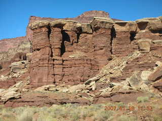 246 6bg. Canyonlands National Park - Lathrop Trail hike