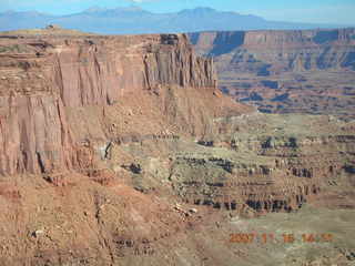 304 6bg. Canyonlands National Park - Lathrop Trail hike