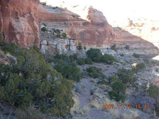 311 6bg. Canyonlands National Park - Lathrop Trail hike