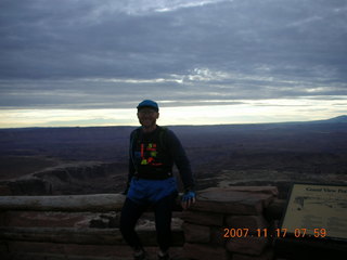 51 6bh. Canyonlands National Park - Grand View Overlook - Adam