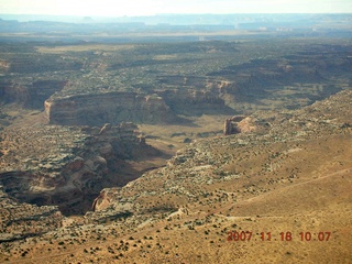 Arches National Park - vertical gap in rock