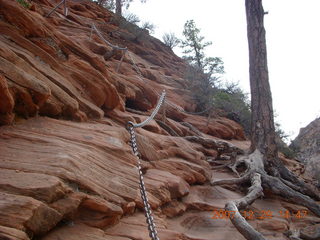 Zion National Park - Angels Landing hike - chains