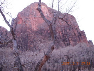 10 6cx. Zion National Park - sunrise Angels Landing hike