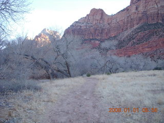 43 6d1. Zion National Park - sunrise Watchman hike