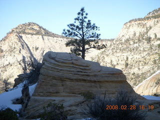 143 6eu. Zion National Park - west rim hike