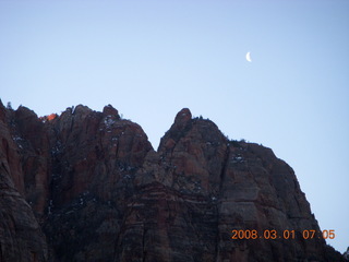 Zion National Park - Watchman hike - moon