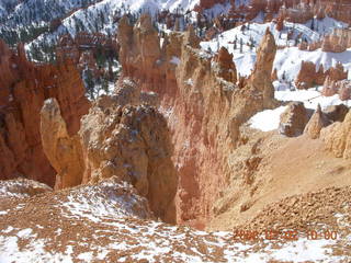 Bryce Canyon - Queens Garden hike - mountain obscuration clouds