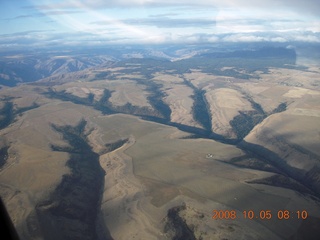 aerial - Washington, Idaho, Oregon flight - Snake River canyon