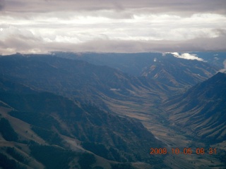 46 6n5. aerial - Washington, Idaho, Oregon flight - Snake River canyon - Hells Canyon