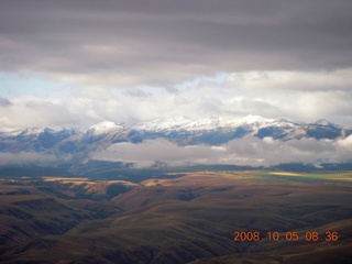 54 6n5. aerial - Washington, Idaho, Oregon flight - Snake River canyon - Hells Canyon