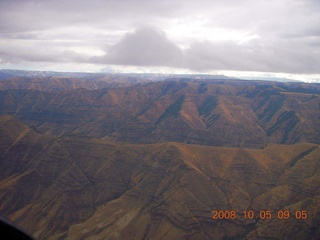 77 6n5. aerial - Washington, Idaho, Oregon flight - Snake River canyon - Hells Canyon